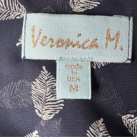 Veronica M Leaf Printed Navy and White 3/4 Sleeve Tie Front Blouse Size Medium - Picture 15 of 15